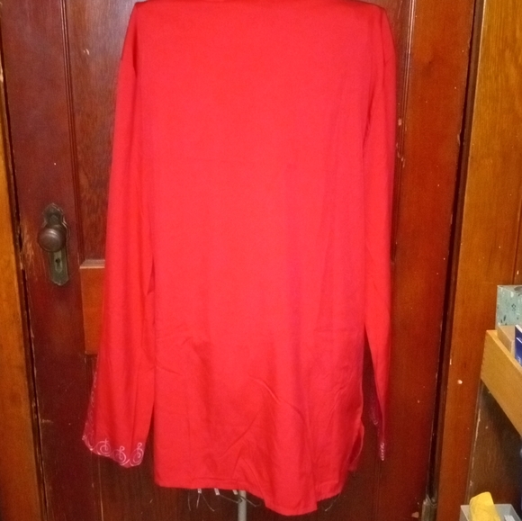 Beautiful red & silver kurtas pyjamas top w/silver buttons band collar no labels - Picture 12 of 12